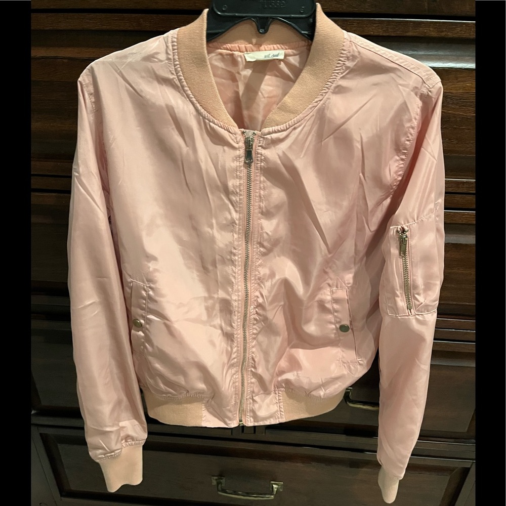 Wet seal 100% polyester jacket size small color; blush